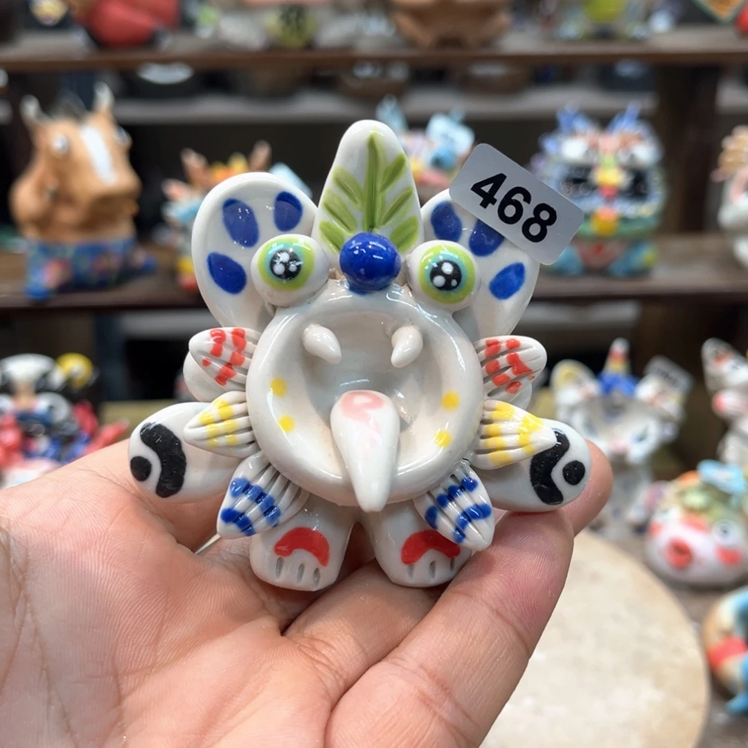 摆件直播间纯手工抽象陶瓷摆件468