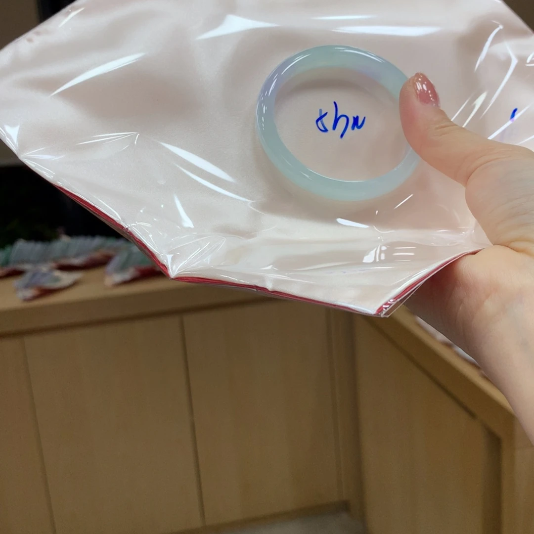 未镶嵌手镯翡翠不退不换