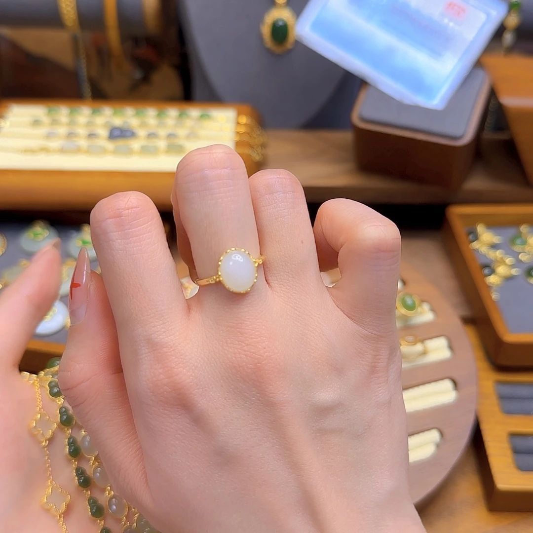 和田玉戒指银S925镀金镶嵌