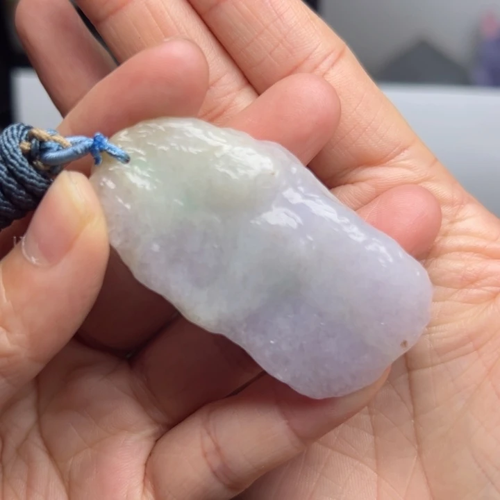 翡翠颈饰未镶嵌换**字毛料