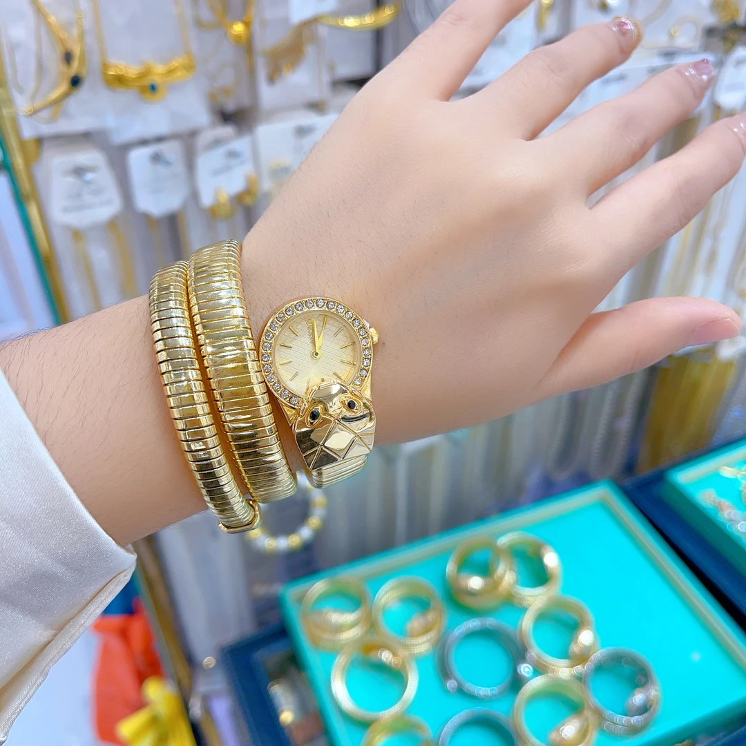 655新款手表不掉色钛钢蛇款式白搭时尚新款