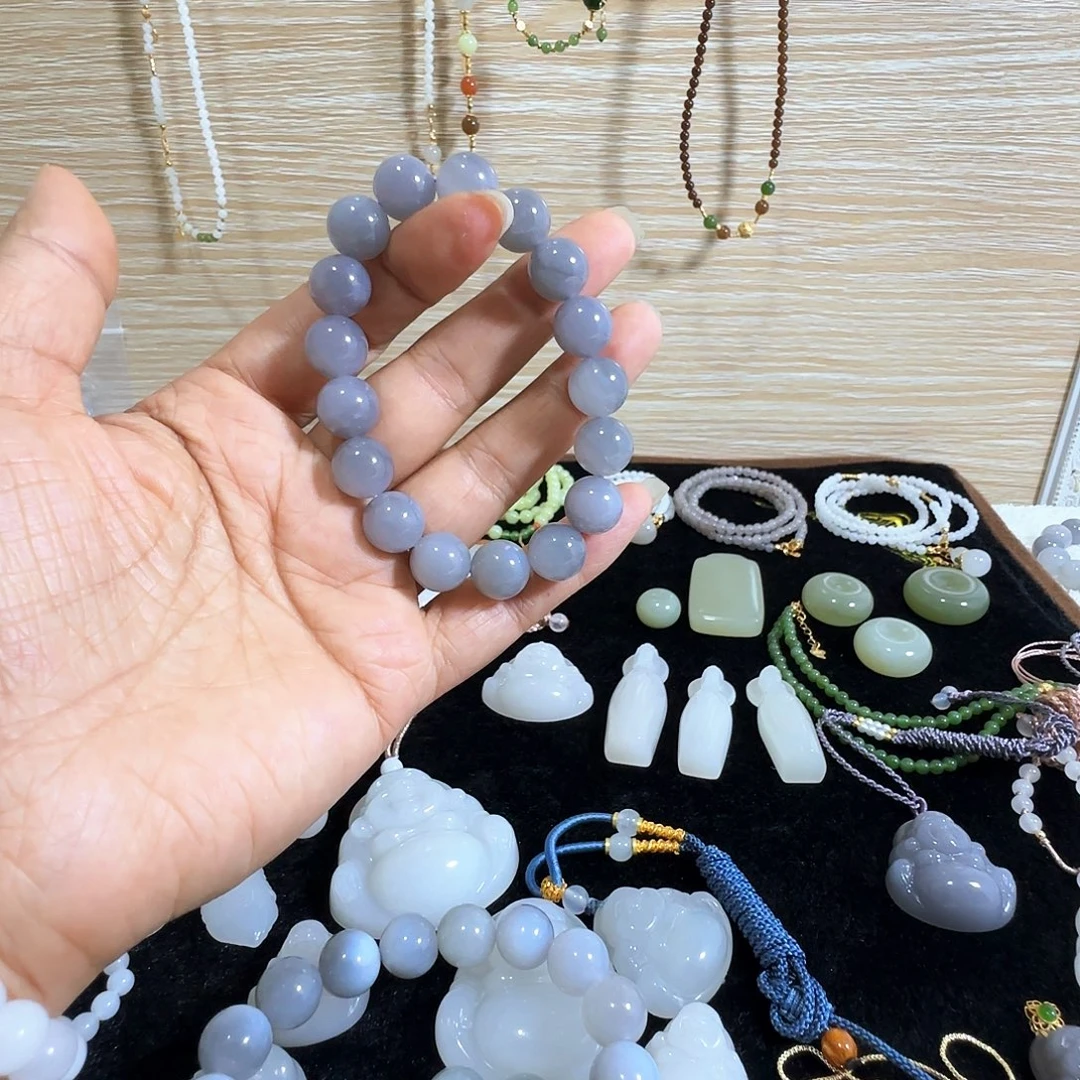 和田玉未镶嵌吊坠(不含链)