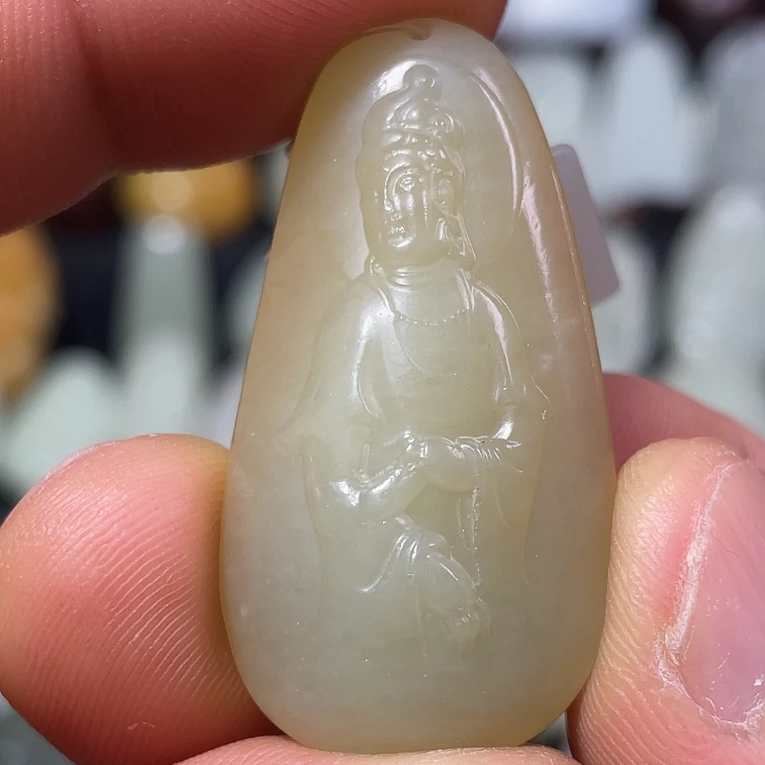 和田玉未镶嵌颈饰吊坠
