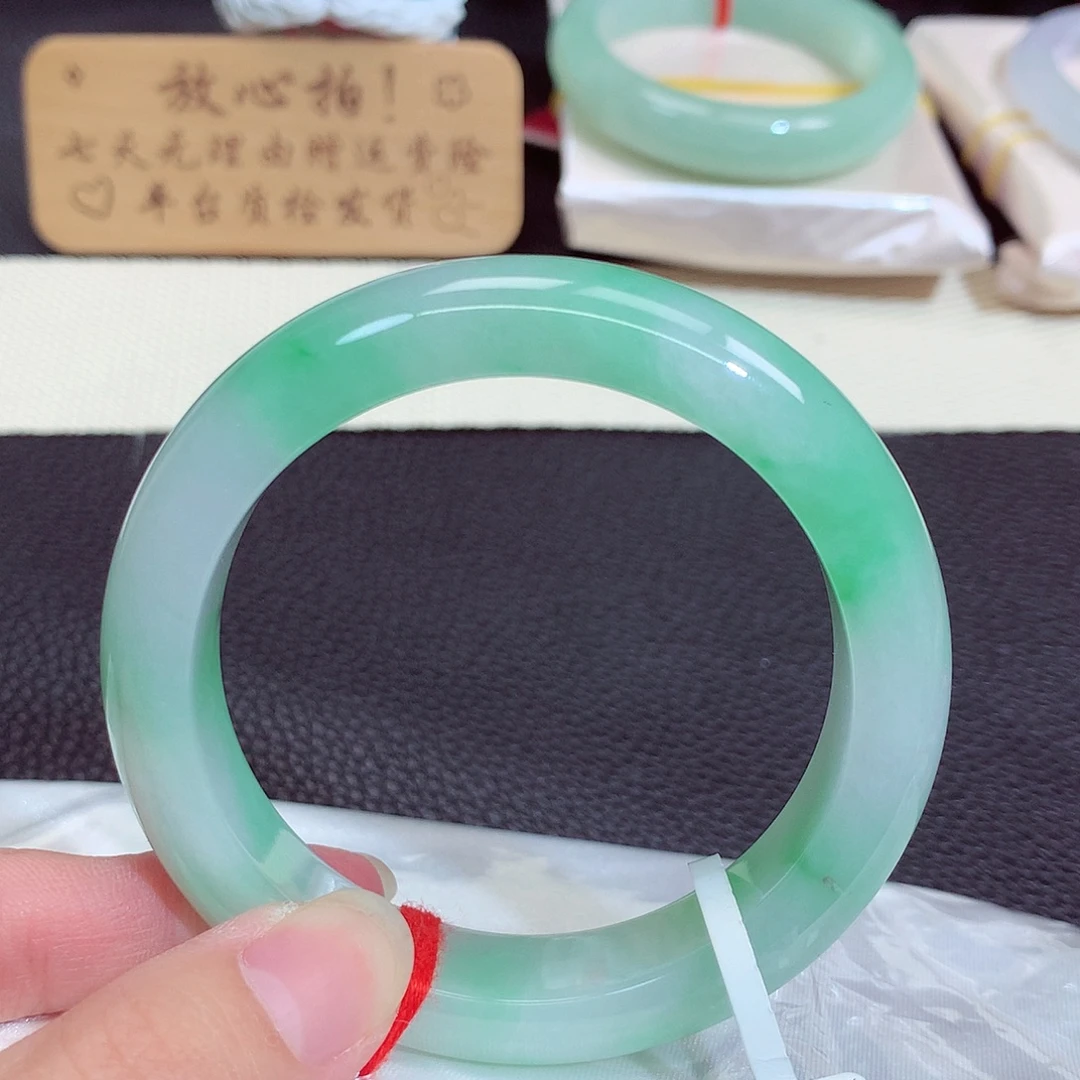 未镶嵌手镯翡翠8002