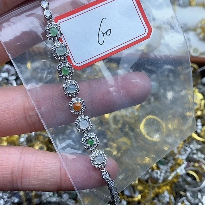 翡翠未镶嵌戒指60