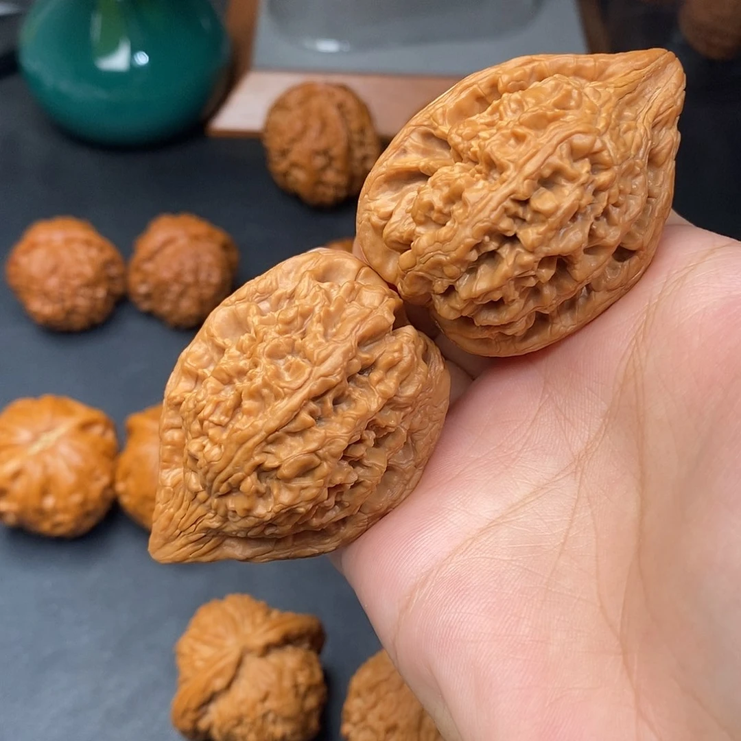 文玩核桃把件錵*大沽石