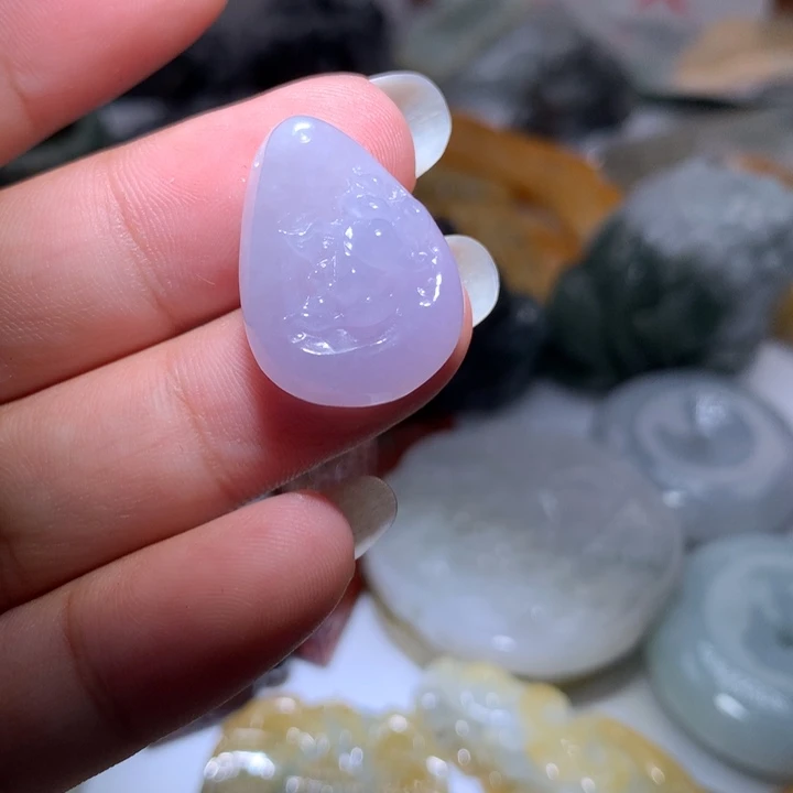 翡翠未镶嵌颈饰保真天然A货翡翠
