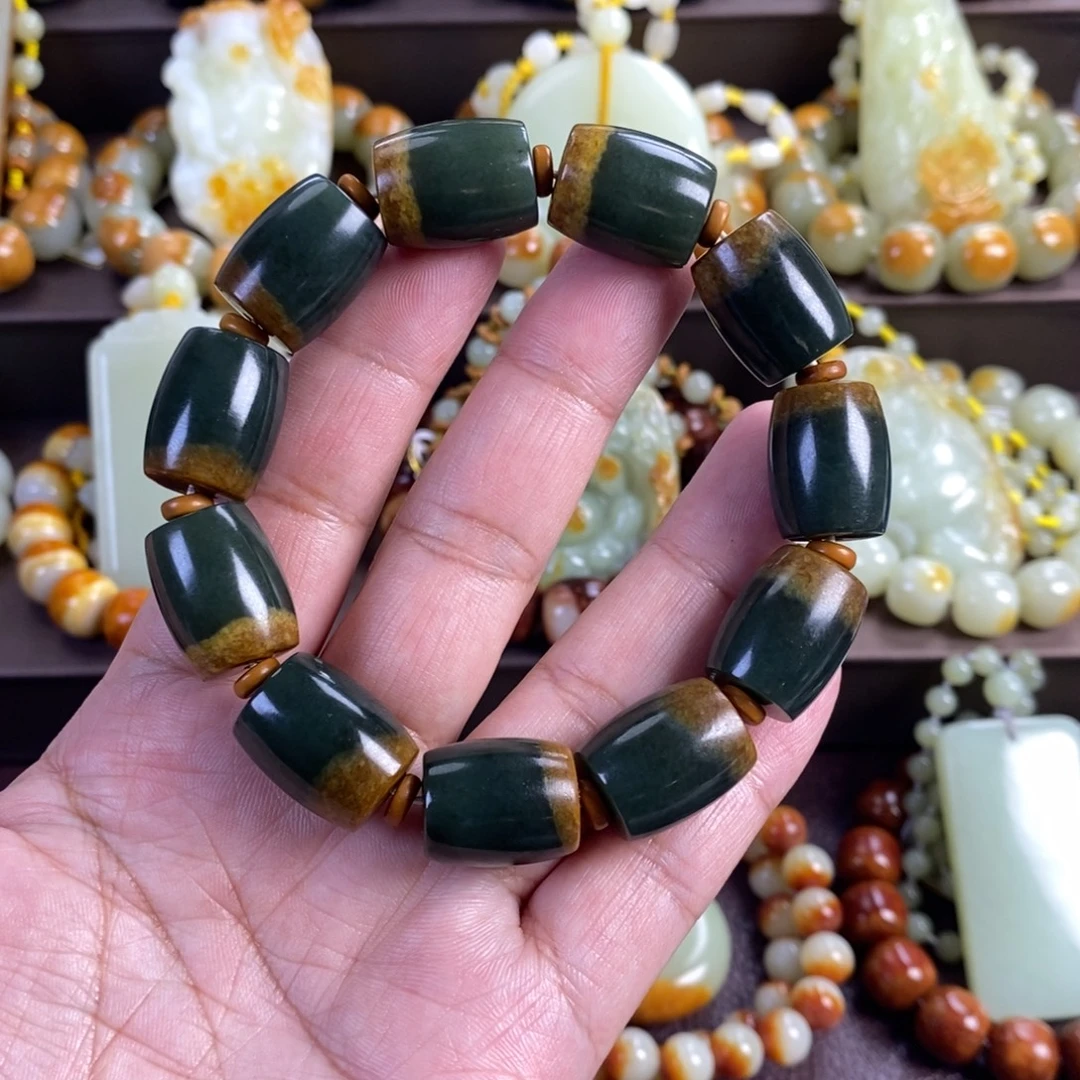 透闪石质玉未镶嵌手串