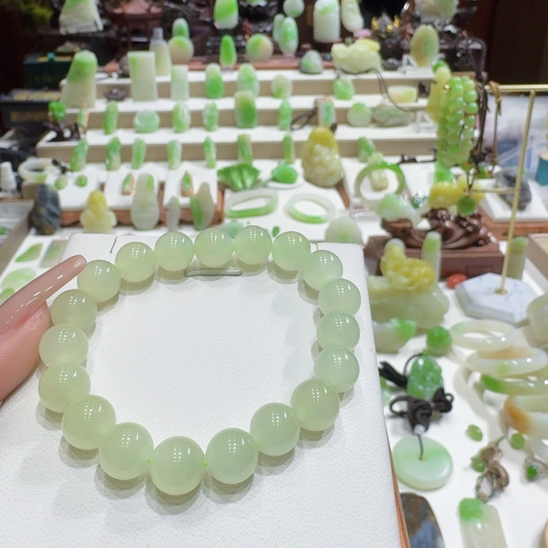 和田玉未镶嵌颈饰冰冰晴卡8