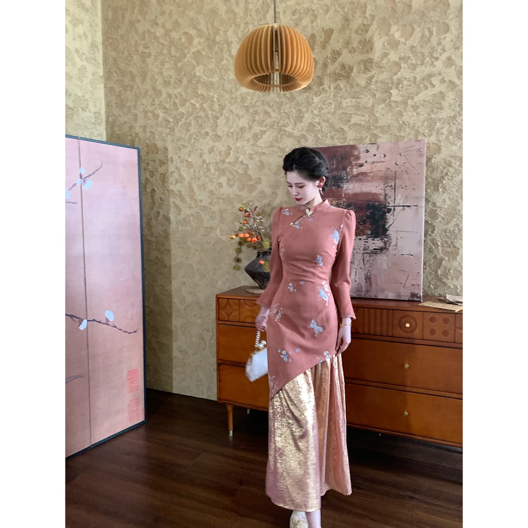 现货 一生罗曼【人鱼姬】秋季新中式蝴蝶绣花显瘦气质连衣裙L1526