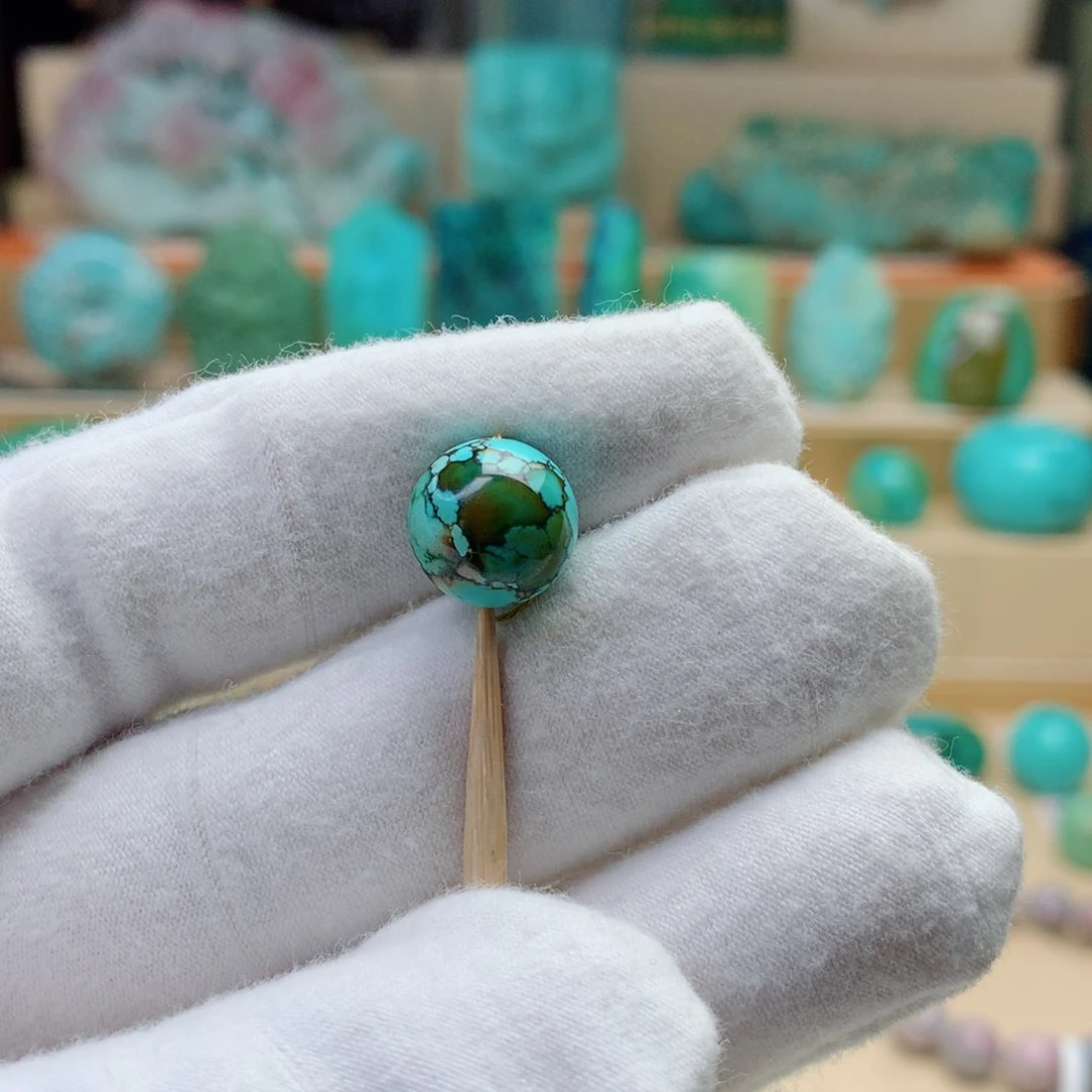 绿松石颈饰未镶嵌