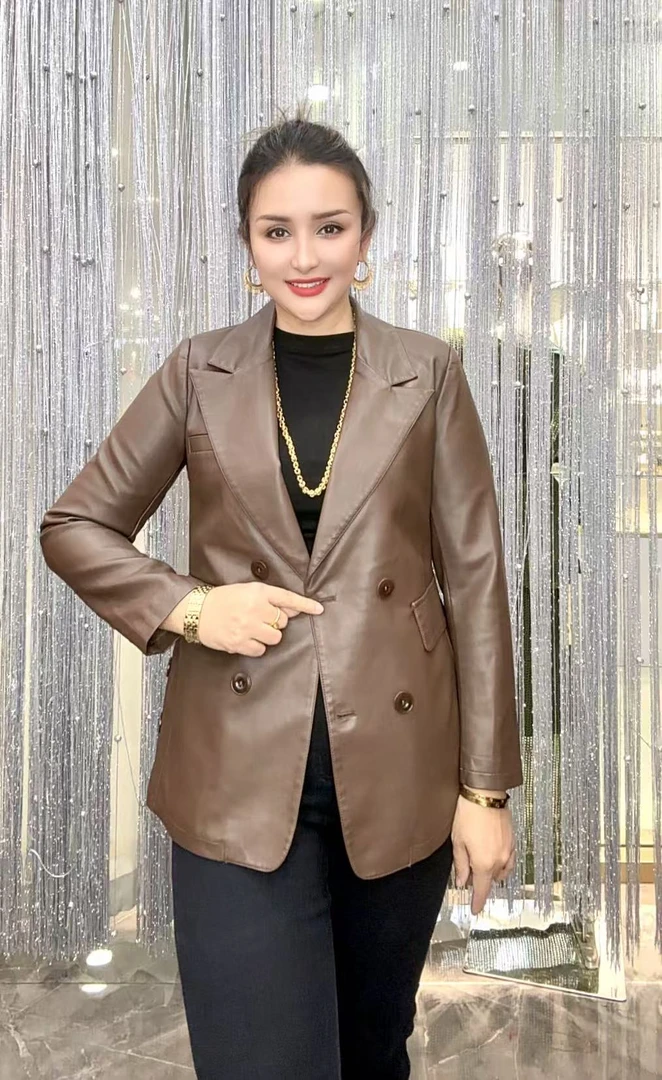 222新款爆款显瘦复古秋季皮外套