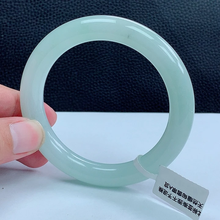 翡翠手镯未镶嵌58胖圆