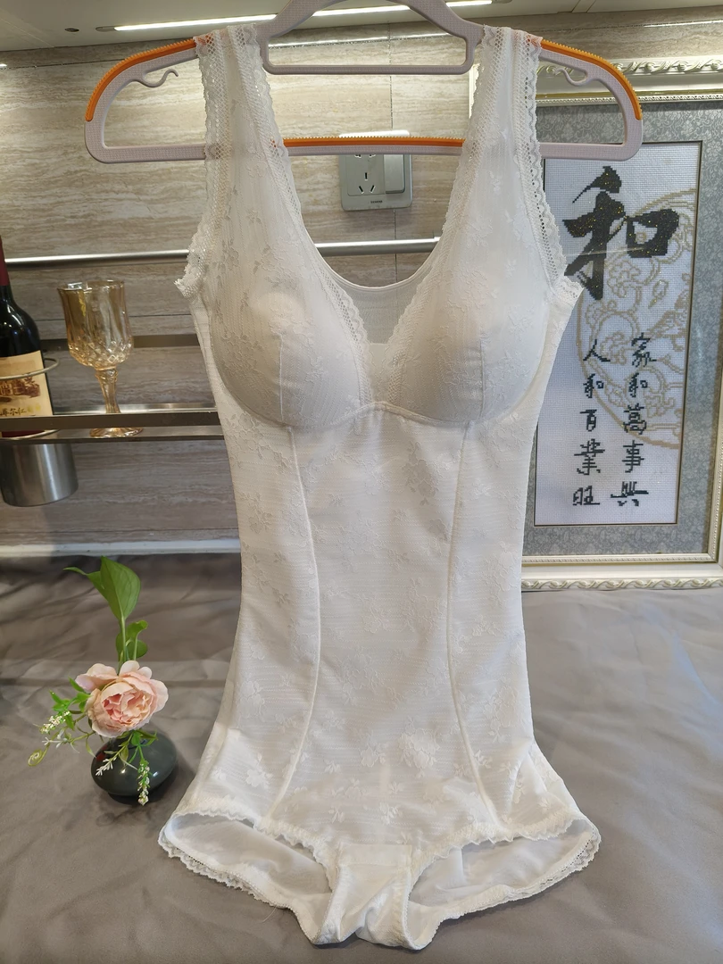 婚纱紧身塑形连体衣强压收腹束腰提臀高级全蕾丝带文胸加长款白色