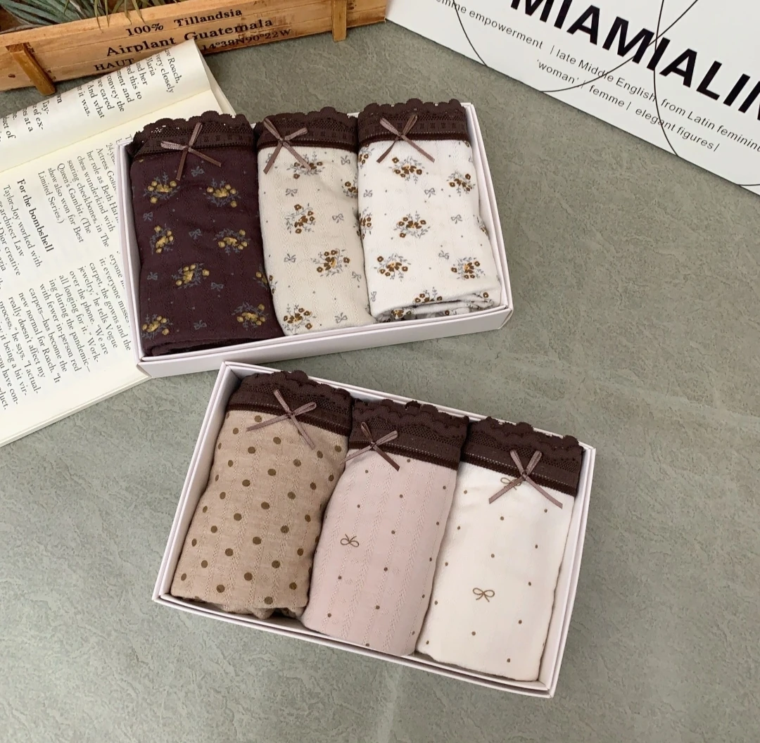 美拉德中腰磨毛柔软舒适碎花女士三角内裤秋冬奶咖色110-180斤