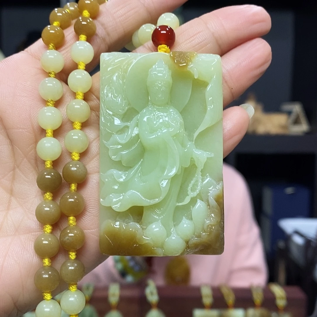 和田玉颈饰未镶嵌