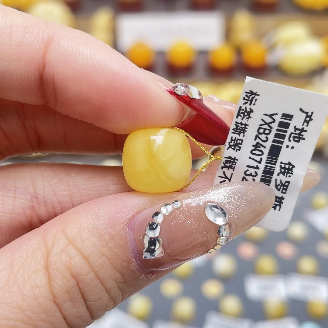 琥珀裸石未镶嵌蜜蜡老型11.6*10.6mm平头