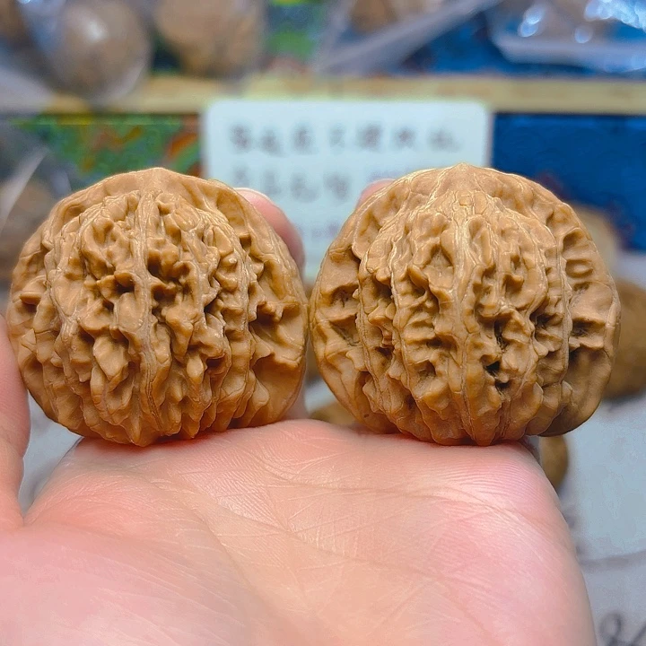 文玩核桃吊坠四座楼44+