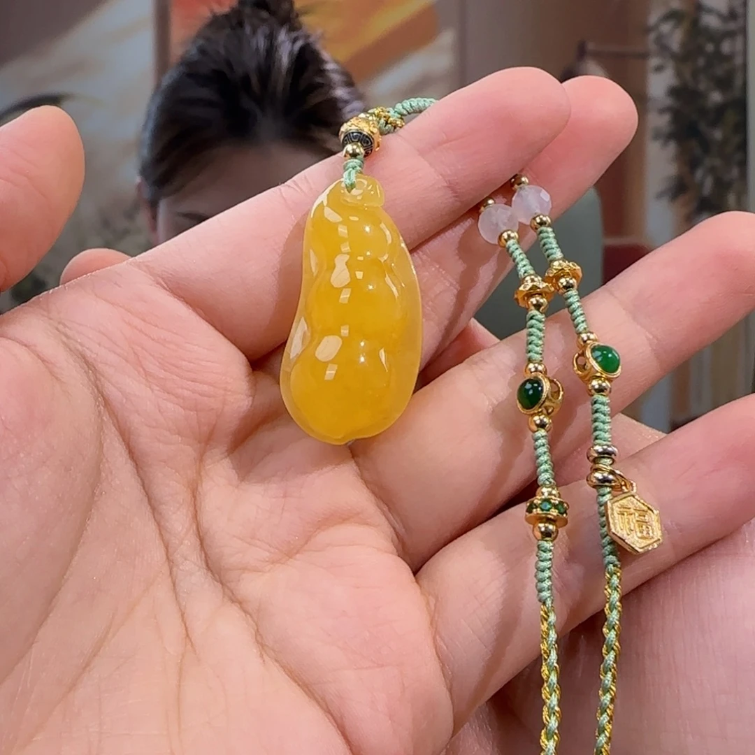 蜜蜡未镶嵌吊坠(赠链)