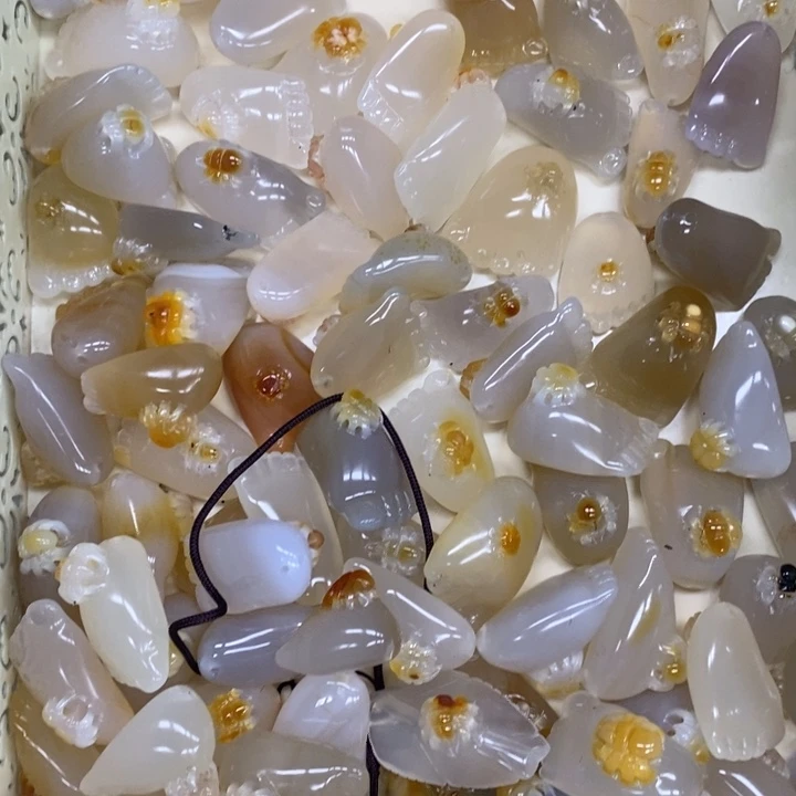 玛瑙/玉髓未镶嵌吊坠(不含链)