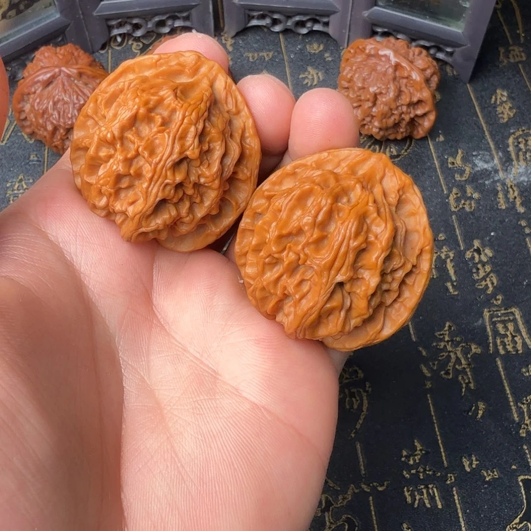 文玩核桃吊坠苹果40回血