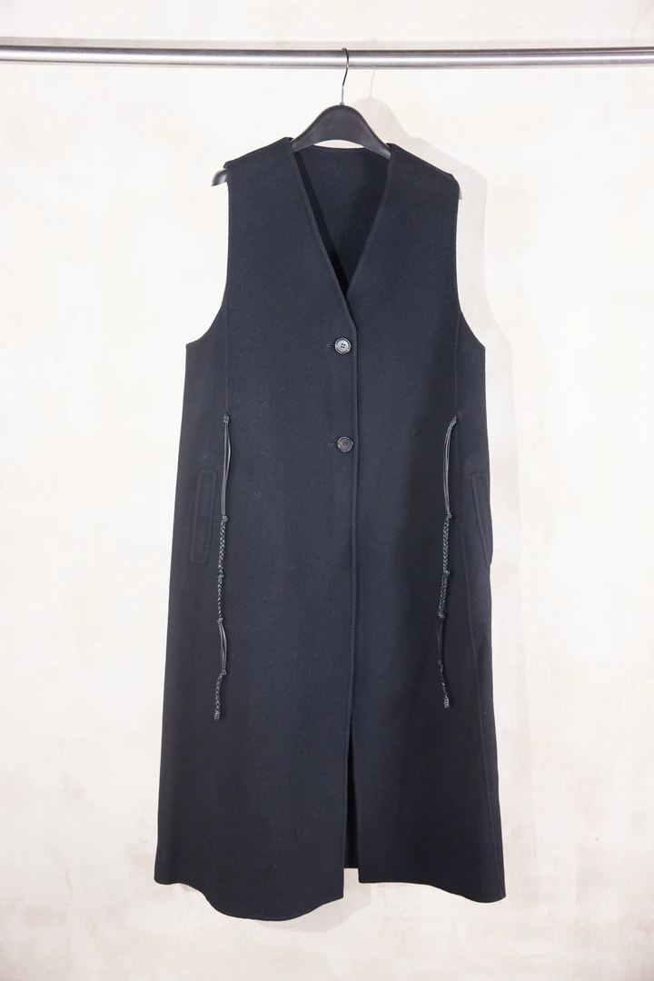 「SUDUO」朵朵2024秋季修身版型毛呢彰显气质连衣裙YJ2109-003