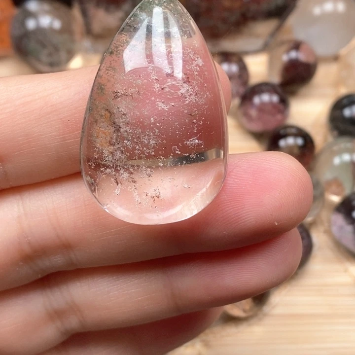 未镶嵌颈饰水晶水晶