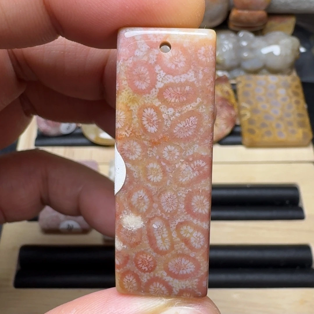 硅化玉未镶嵌纯天然色有机玉石保真色
