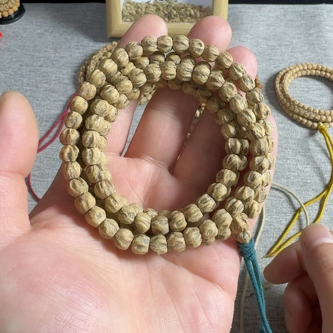 柏香籽/百香籽吊坠红牙