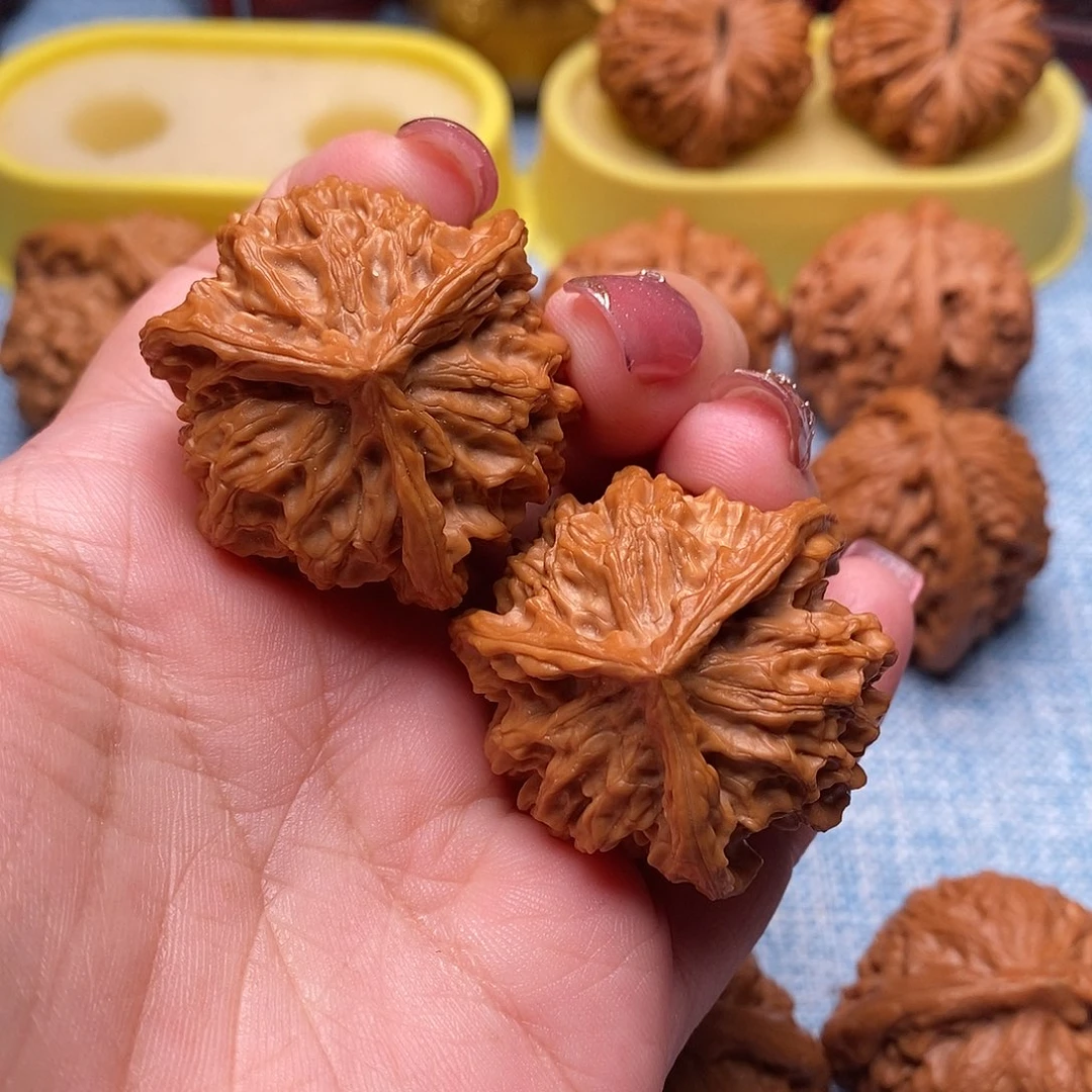 文玩核桃把件毕业三棱39尺全品