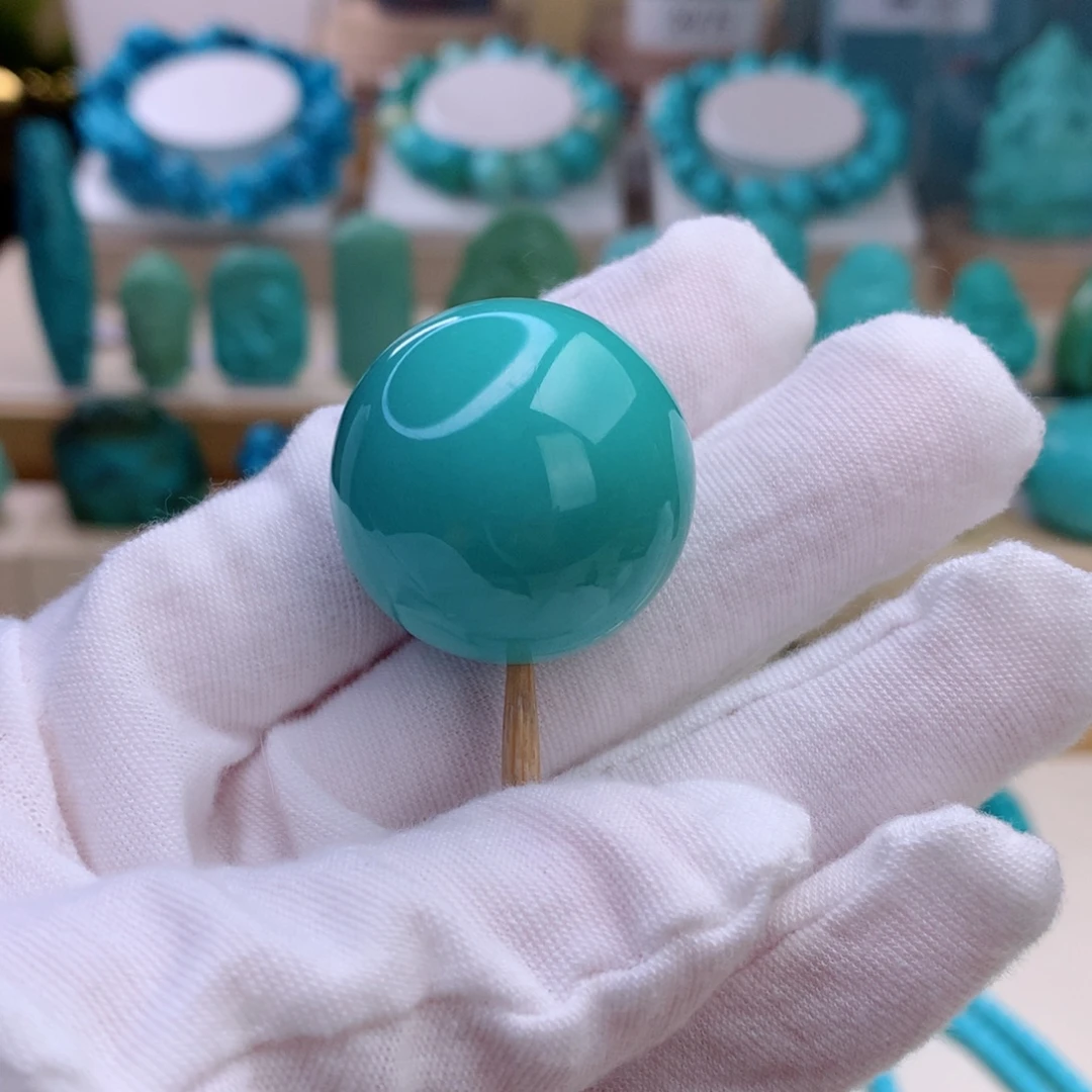 绿松石未镶嵌挂件