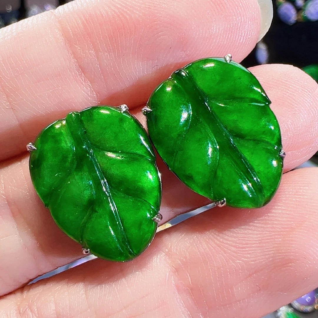 翡翠18K金镶嵌耳饰签收后24小时鉴赏期