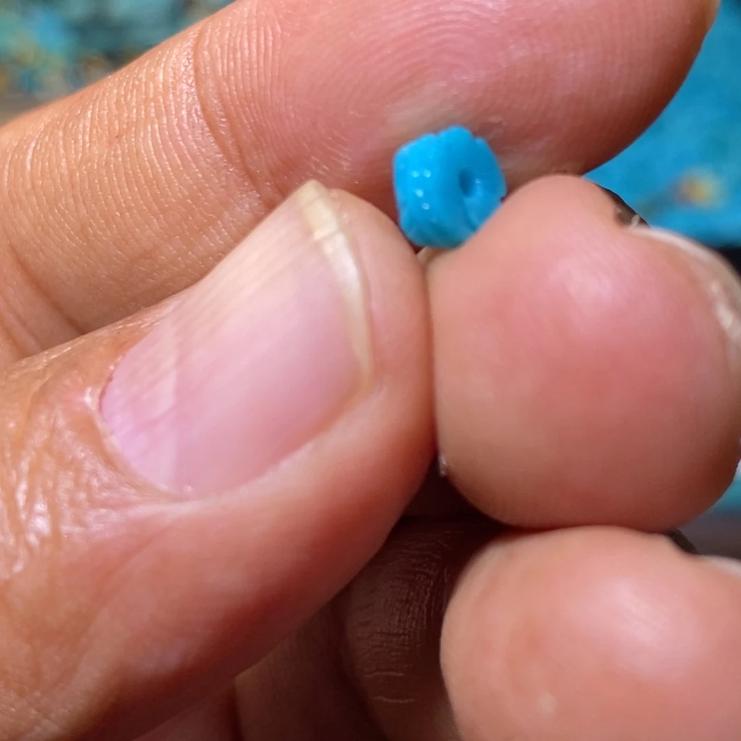 W***R蜜蜡未镶嵌裸石配饰