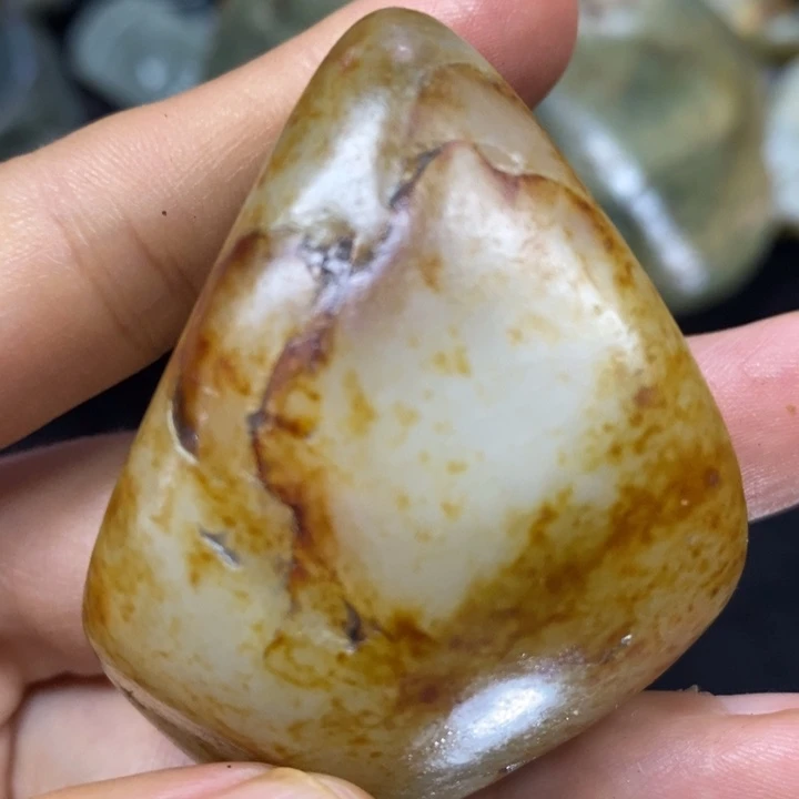 未镶嵌和田玉（糖玉）挂件