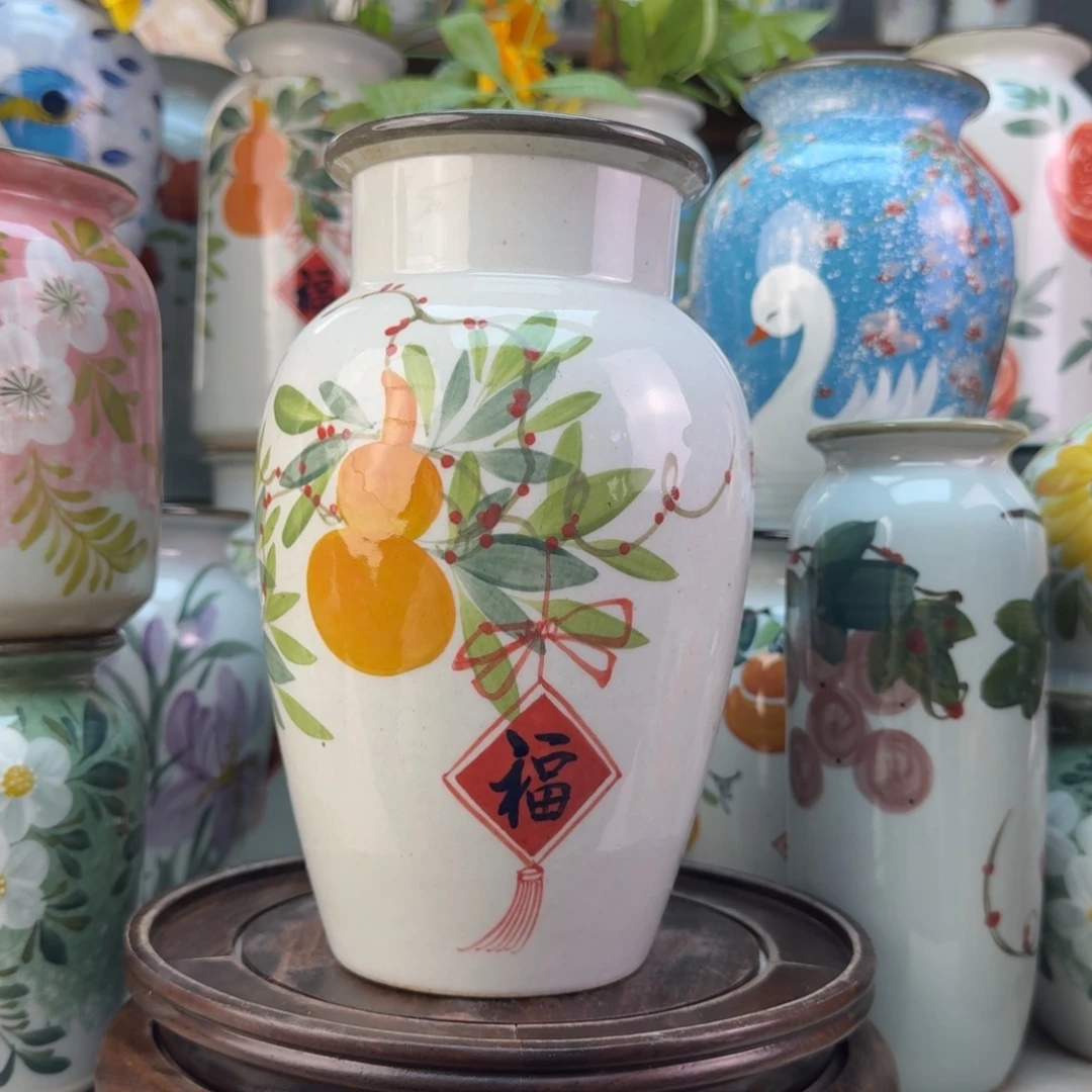 景德镇纯手绘陶瓷花瓶