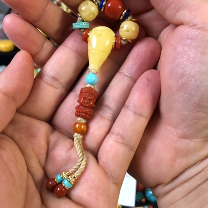 未镶嵌蜜蜡珠宝奇石