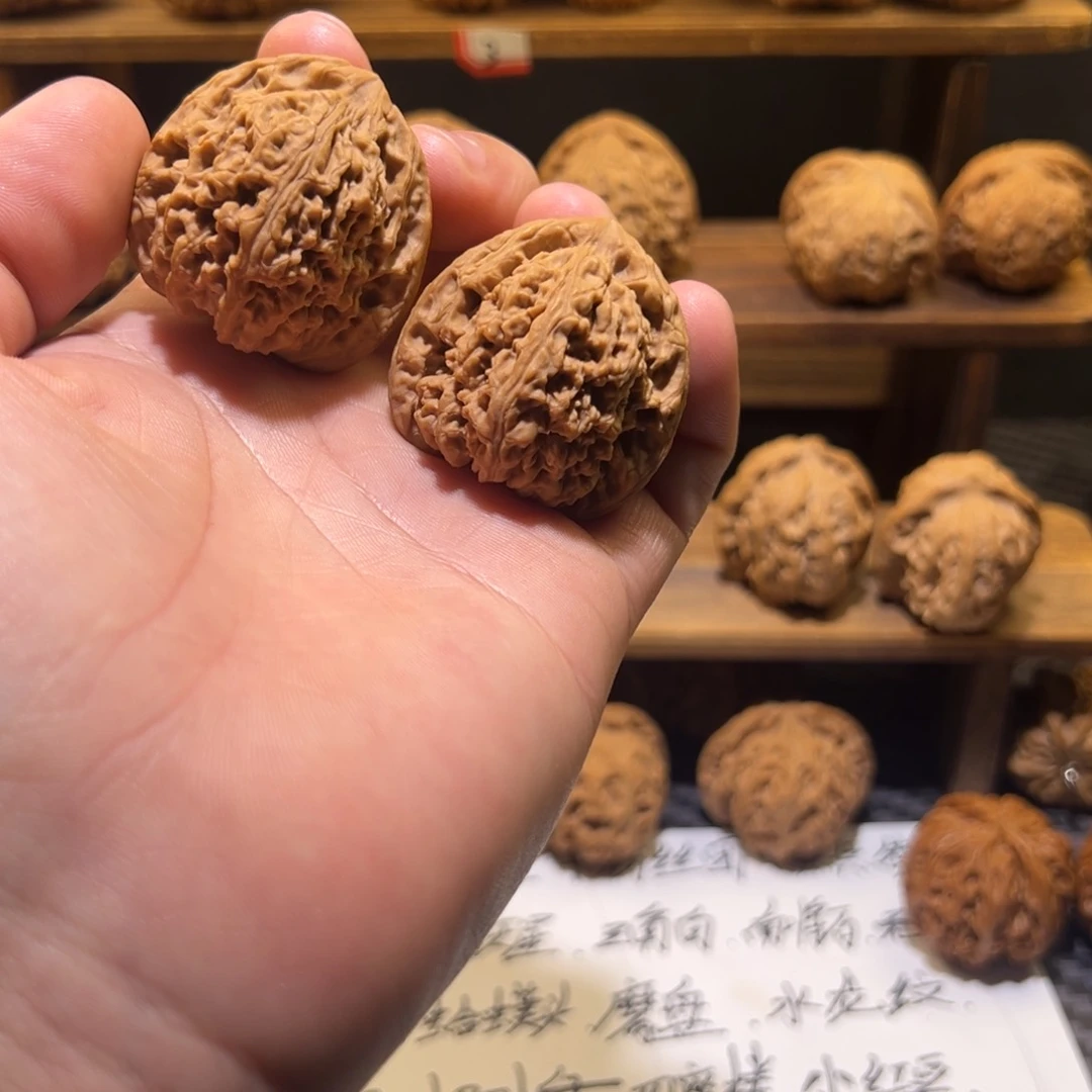 核桃把件E*i南疆石狮子头