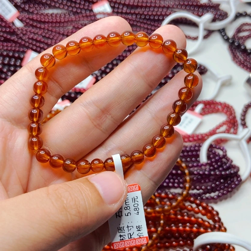 【闪购商品】手链未镶嵌石榴石（芬达石）5.8毫米