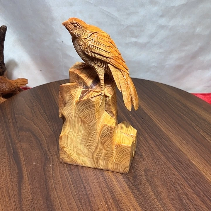 柏木（崖柏）食**醉崖柏手工雕刻小鸟