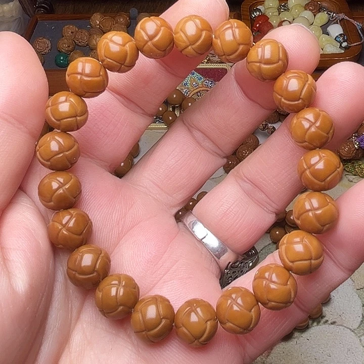 猴头核桃手串猴头雕刻精工小足球手串单圈