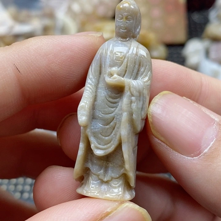 硅化珊瑚（珊瑚玉）颈饰未镶嵌