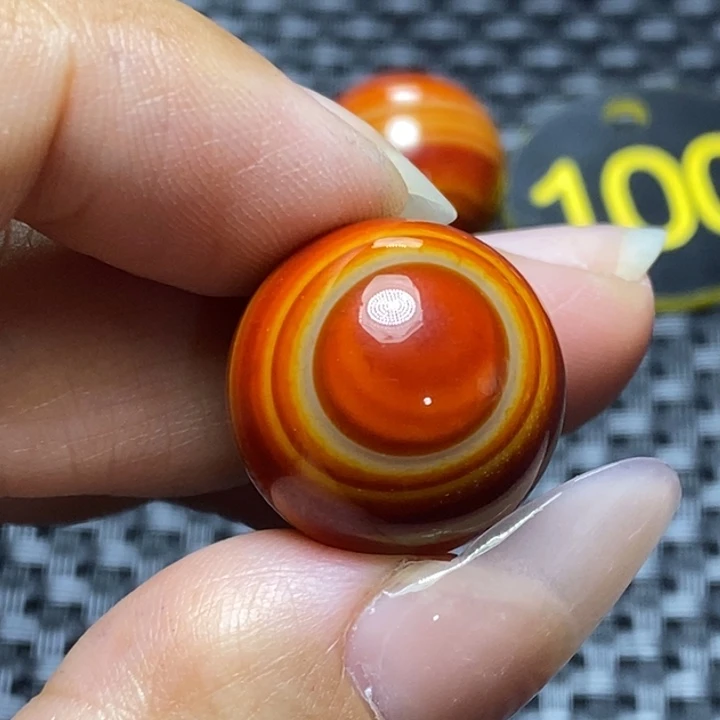 用***6未镶嵌颈饰玛瑙/玉髓