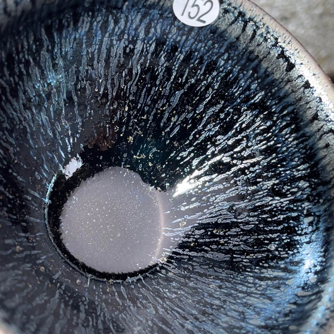 茶盏义兴龙窑坚持真柴烧