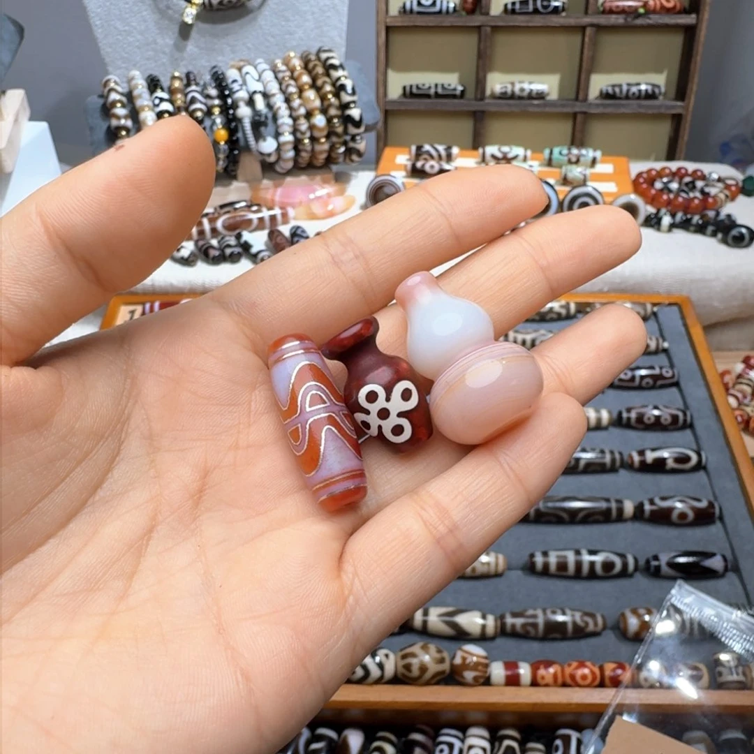 玛瑙/玉髓颈饰未镶嵌y***?