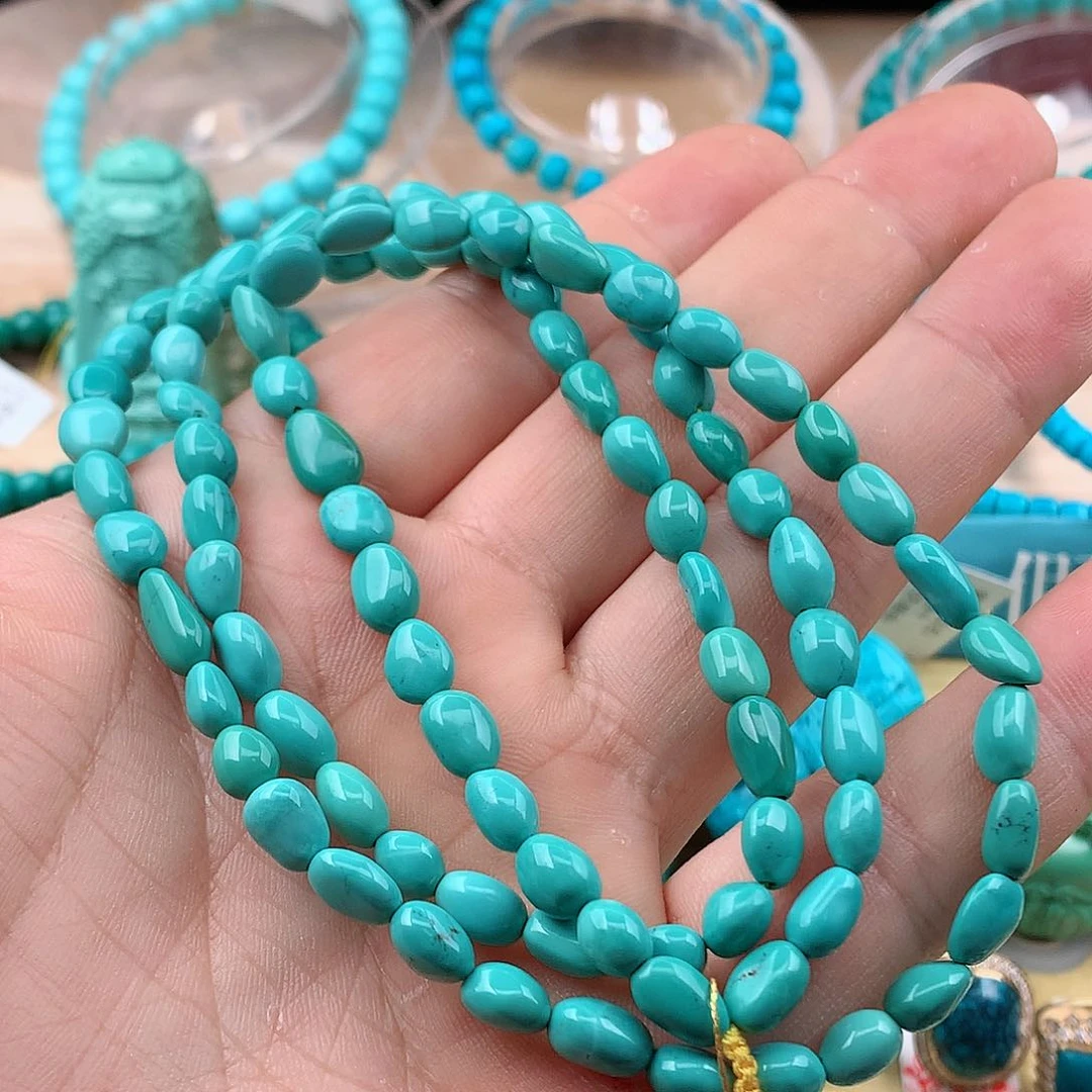 绿松石颈饰未镶嵌