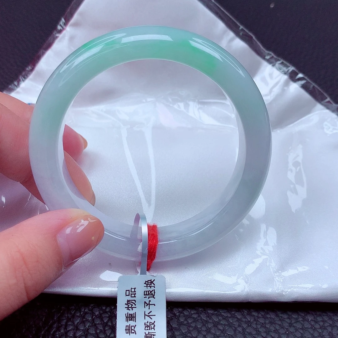 翡翠手镯未镶嵌天然缅甸翡翠A货