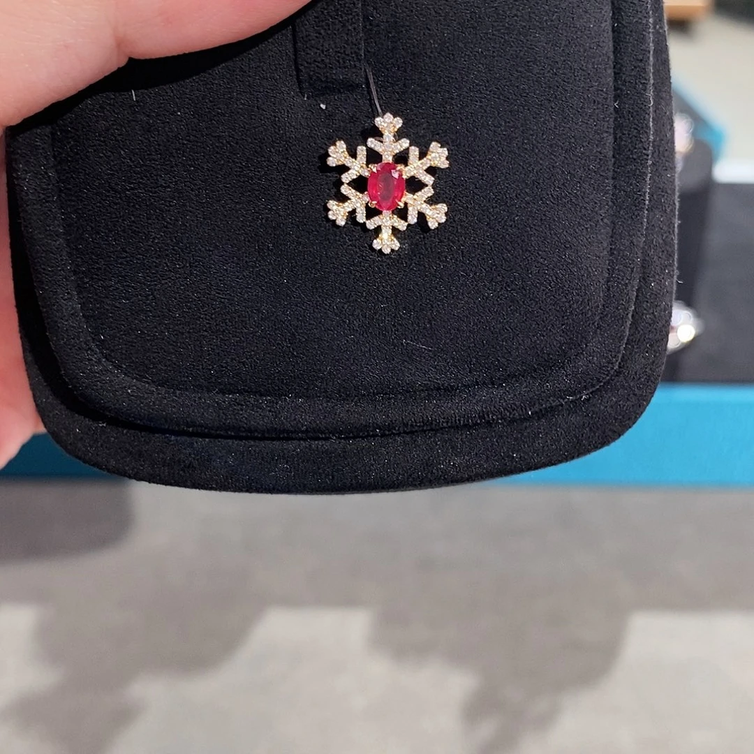 18K金镶嵌吊坠(不含链)红宝石0.36ct