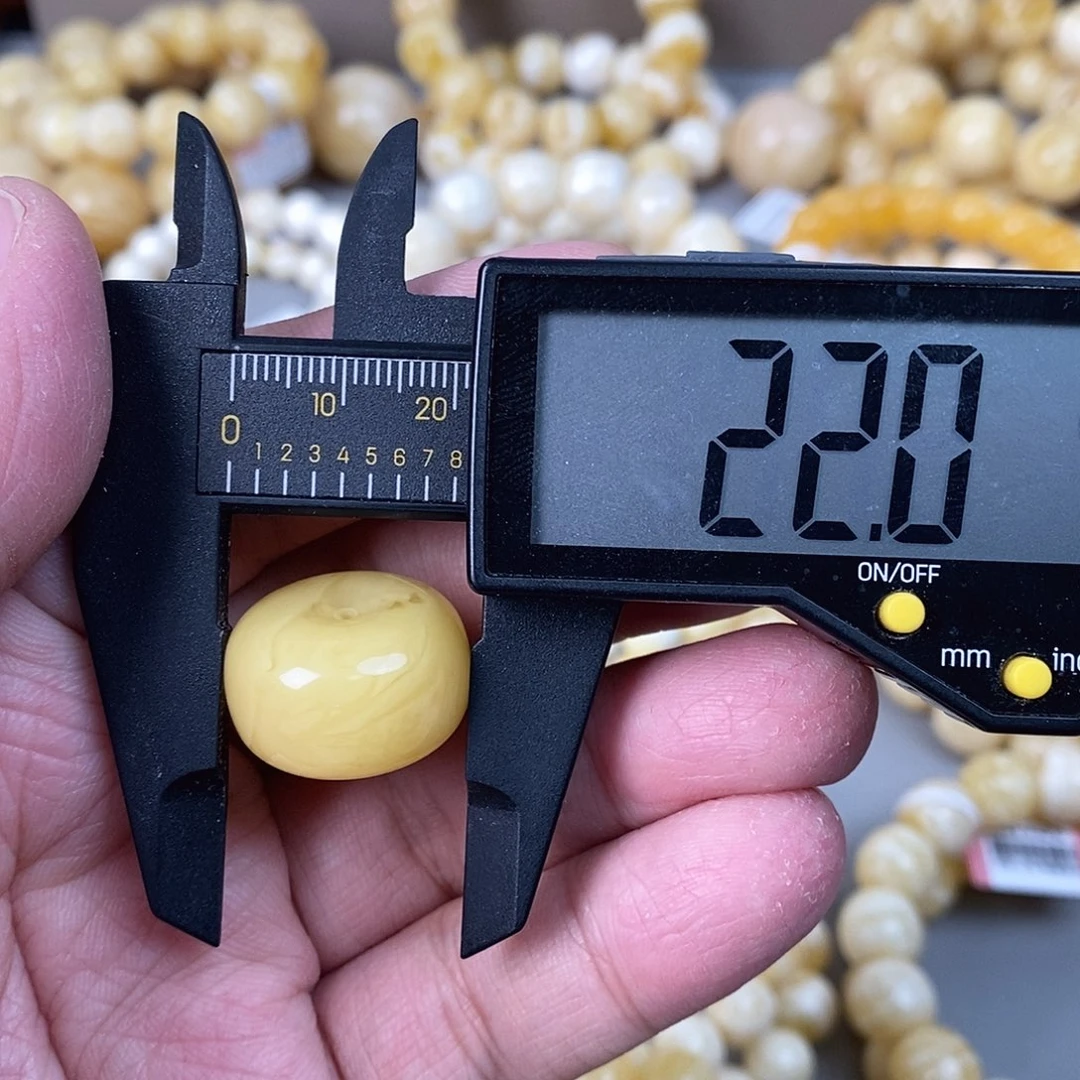 蜜蜡未镶嵌裸石4.6g