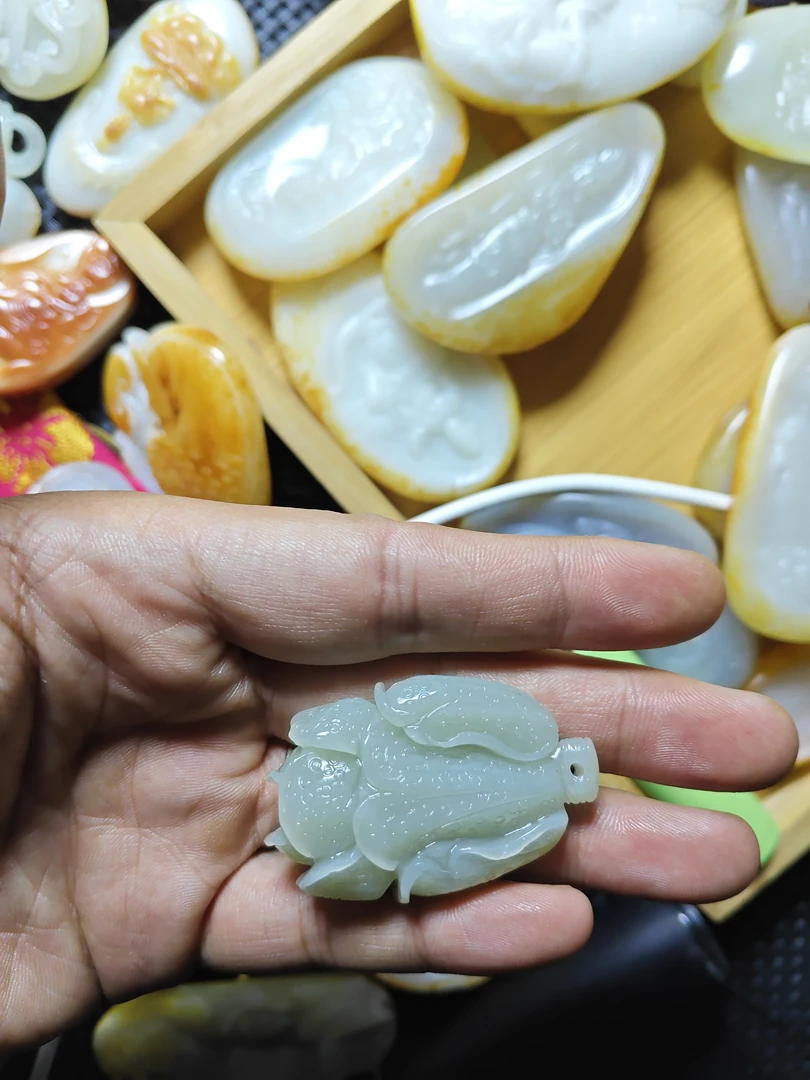 和田玉精品挂件立体白菜/百财