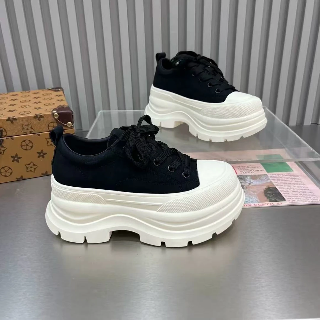 2025秋季新款真皮厚底小白鞋女款爆款增高小个子松糕休闲运动单鞋